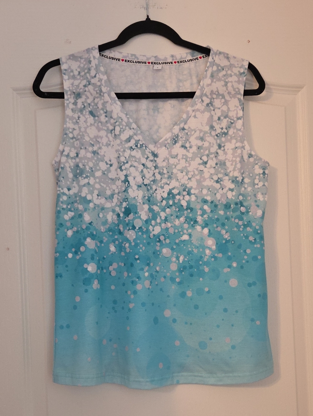 Exclusive Sleeveless V-Neck Tank Top in Aqua and White Dot Ombre